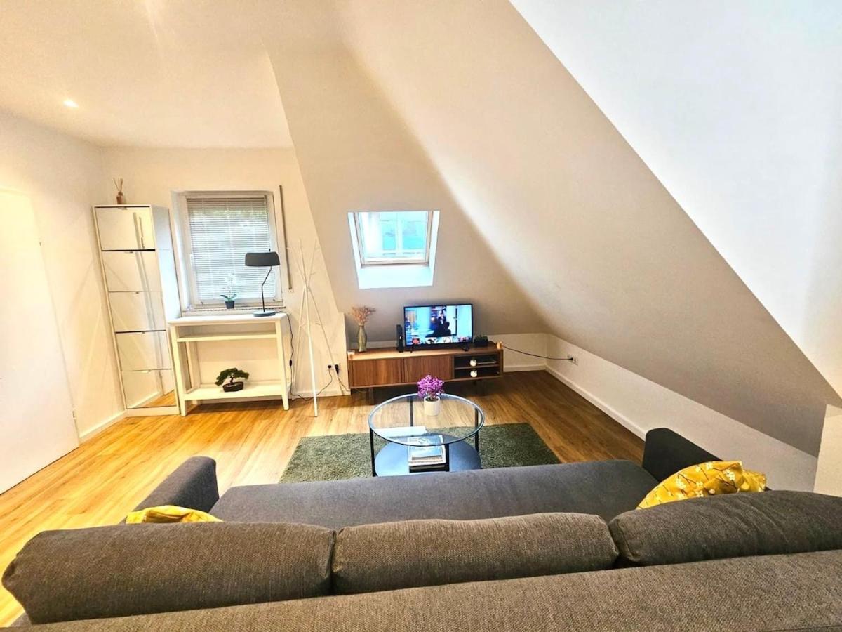 Living Stylish 2br And Free Parking